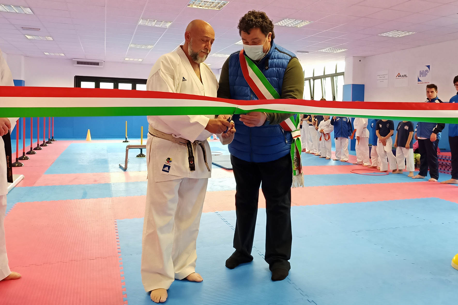L’Accademia Karate Casentino inaugura la rinnovata palestra